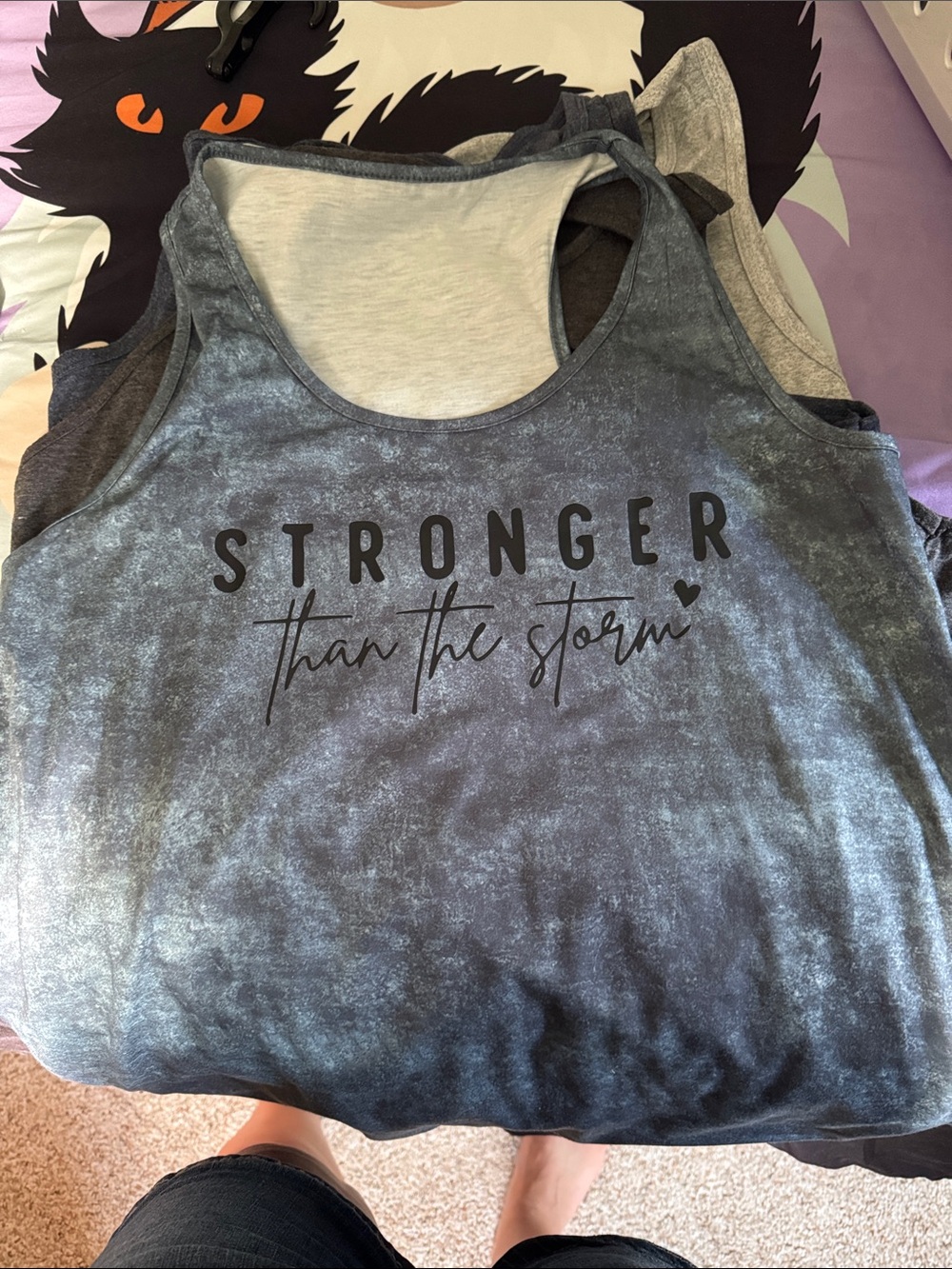 Graphic Tank Tops - Picture 5 of 6